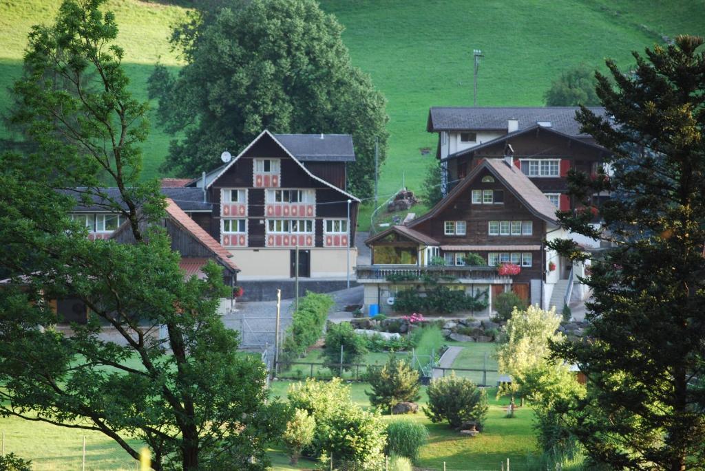 B&B Haus Zur Krone Oberriet Exterior photo